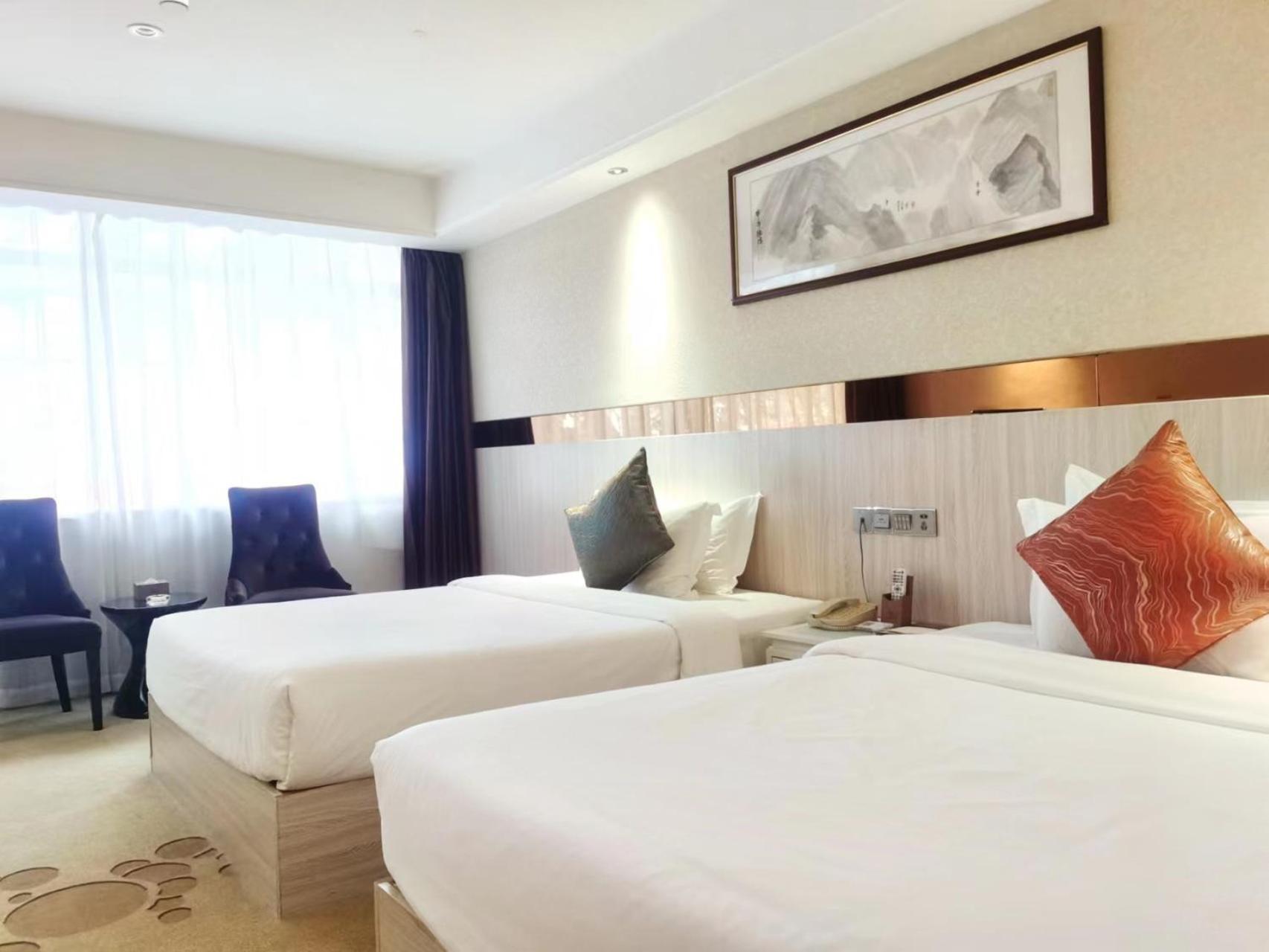 Paco Hotel Tianhe Coach Terminal Metro Satation Guangzhou-Free Shuttle Bus For Canton Fair Ngoại thất bức ảnh