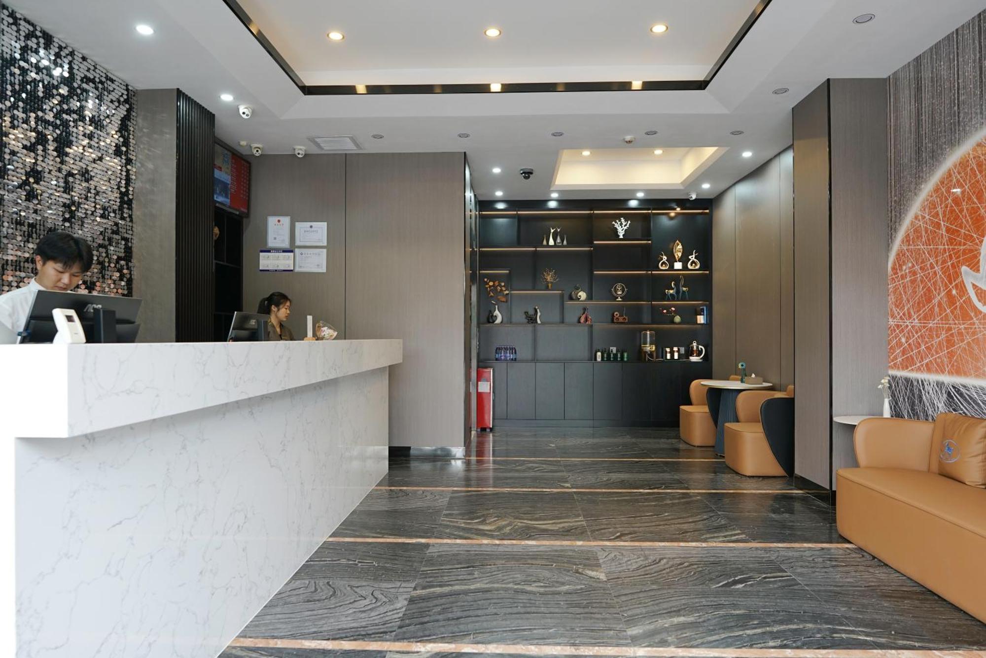 Paco Hotel Tianhe Coach Terminal Metro Satation Guangzhou-Free Shuttle Bus For Canton Fair Ngoại thất bức ảnh
